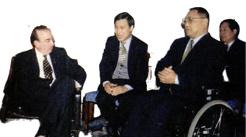 President Frank meets with Deng Pufang